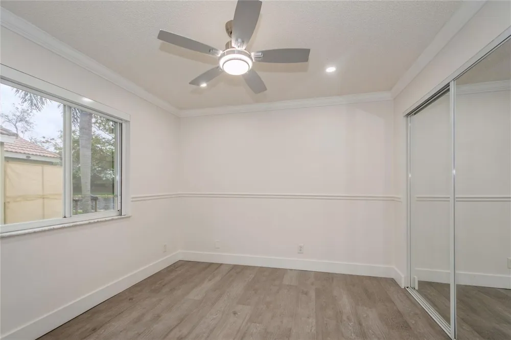 4367 DOGWOOD CIRCLE Weston, FL 33331