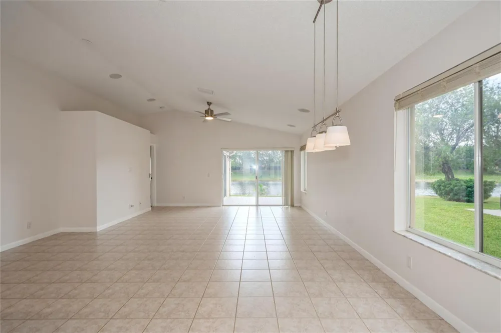 4367 DOGWOOD CIRCLE Weston, FL 33331