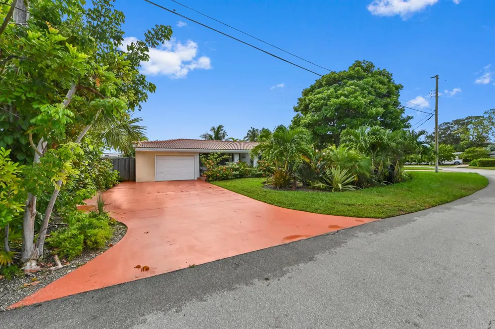 1513 NE 28th Drive Wilton Manors, FL 33334