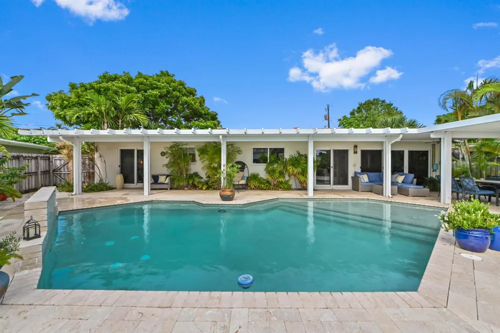 1513 NE 28th Drive Wilton Manors, FL 33334
