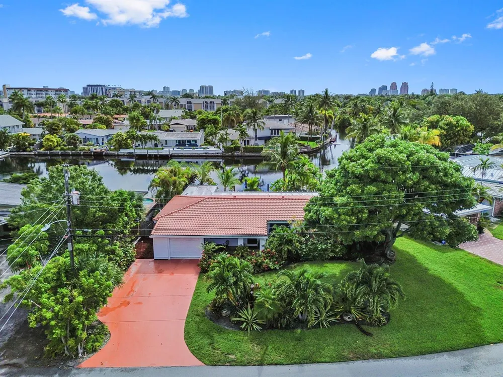1513 NE 28th Drive Wilton Manors, FL 33334
