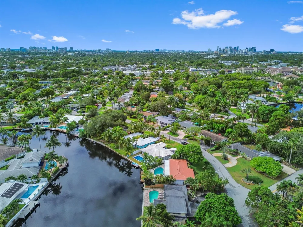 1513 NE 28th Drive Wilton Manors, FL 33334