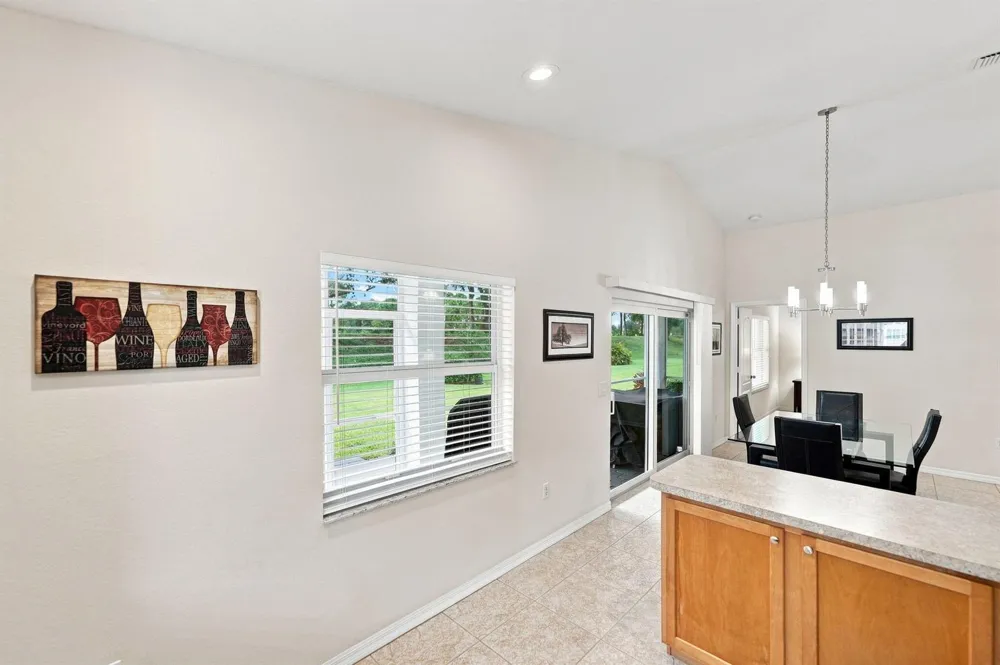228 SW LAKE FOREST WAY Port St. Lucie, FL 34986