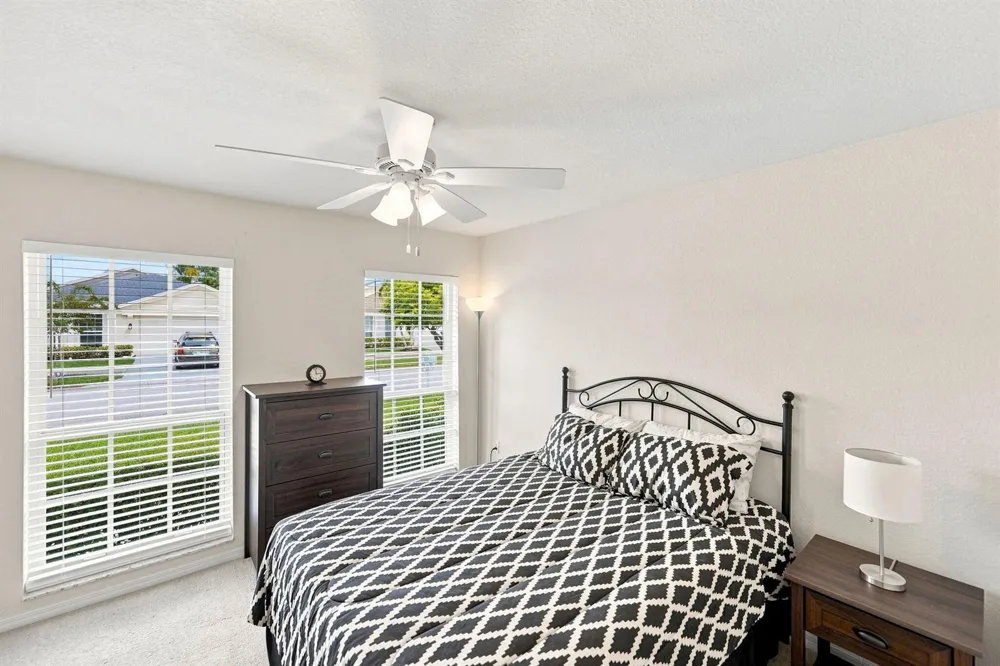 228 SW LAKE FOREST WAY Port St. Lucie, FL 34986