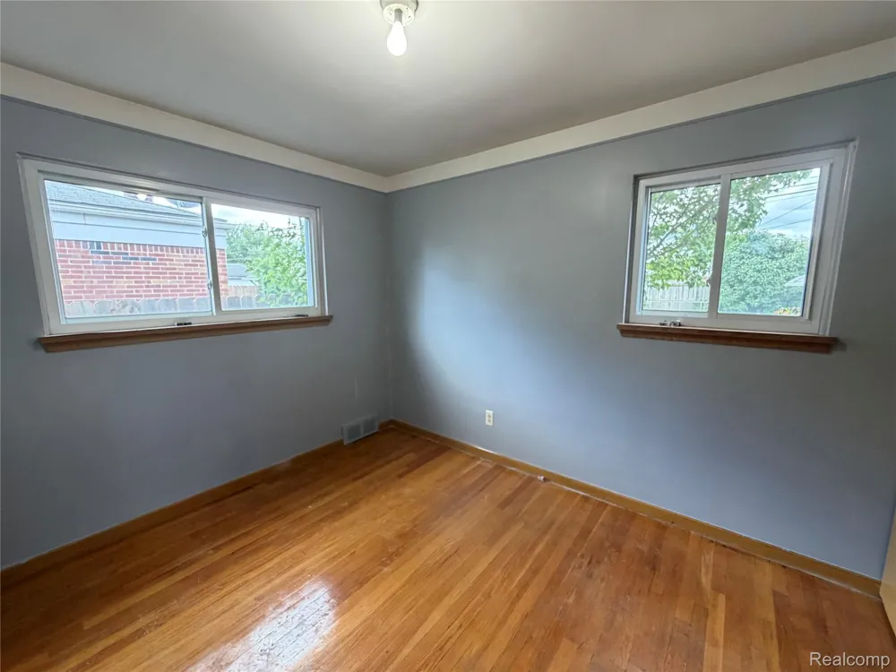 3952 Katherine Street Dearborn Heights City, MI 48125