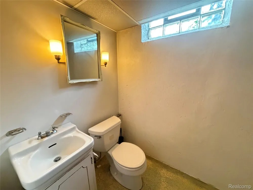 3952 Katherine Street Dearborn Heights City, MI 48125
