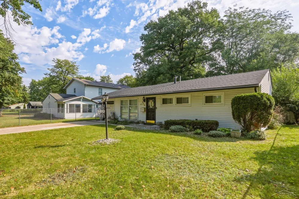 3310 Drexel Drive Saginaw City, MI 48601