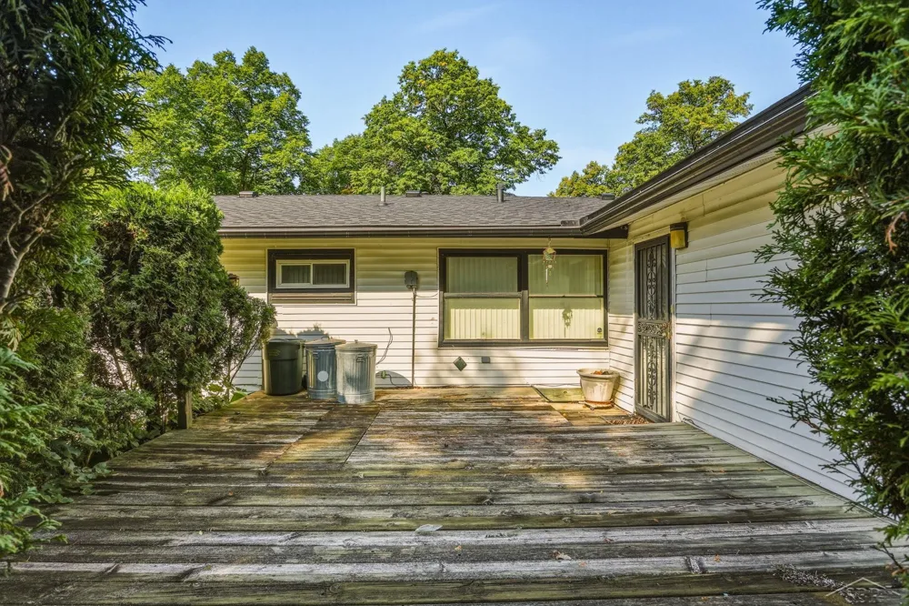 3310 Drexel Drive Saginaw City, MI 48601