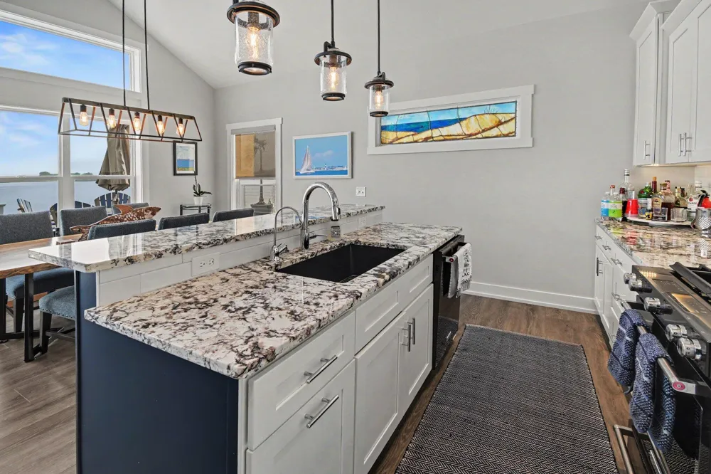 303 Terrace Point Circle Muskegon City, MI 49440