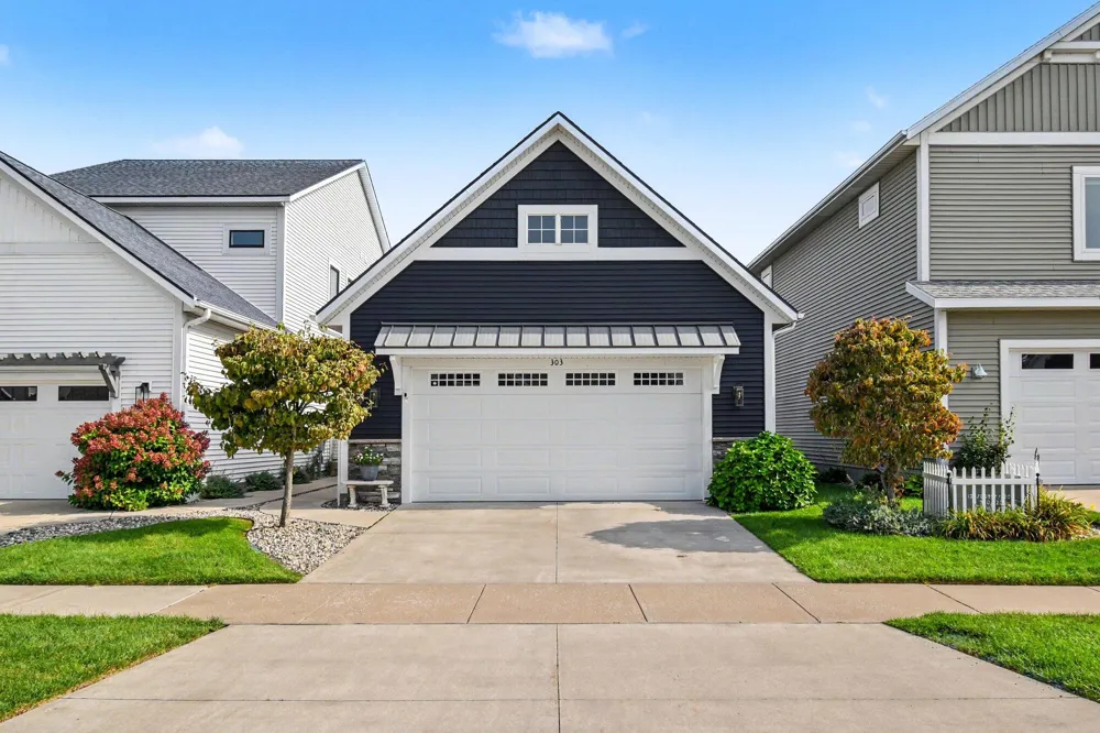 303 Terrace Point Circle Muskegon City, MI 49440