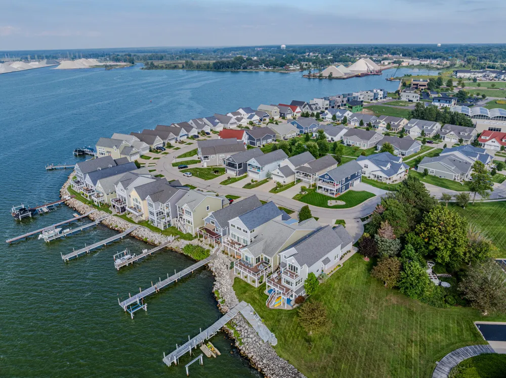 303 Terrace Point Circle Muskegon City, MI 49440