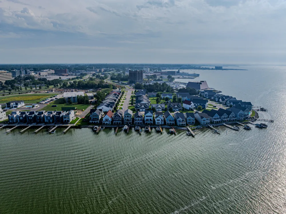 303 Terrace Point Circle Muskegon City, MI 49440