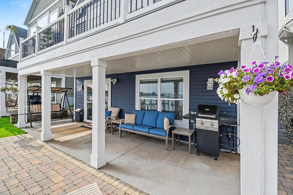 303 Terrace Point Circle Muskegon City, MI 49440