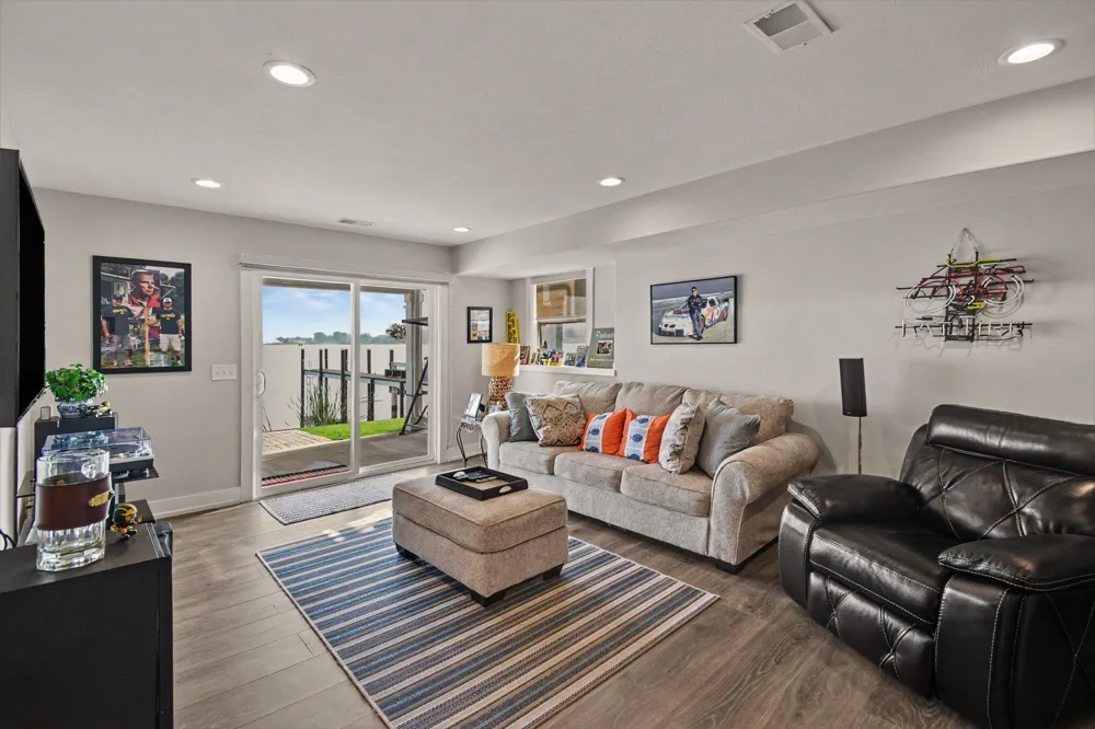 303 Terrace Point Circle Muskegon City, MI 49440