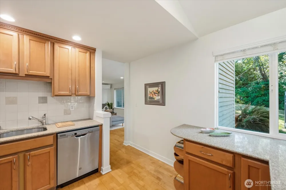 11411 102nd Court NE Kirkland, WA 98033