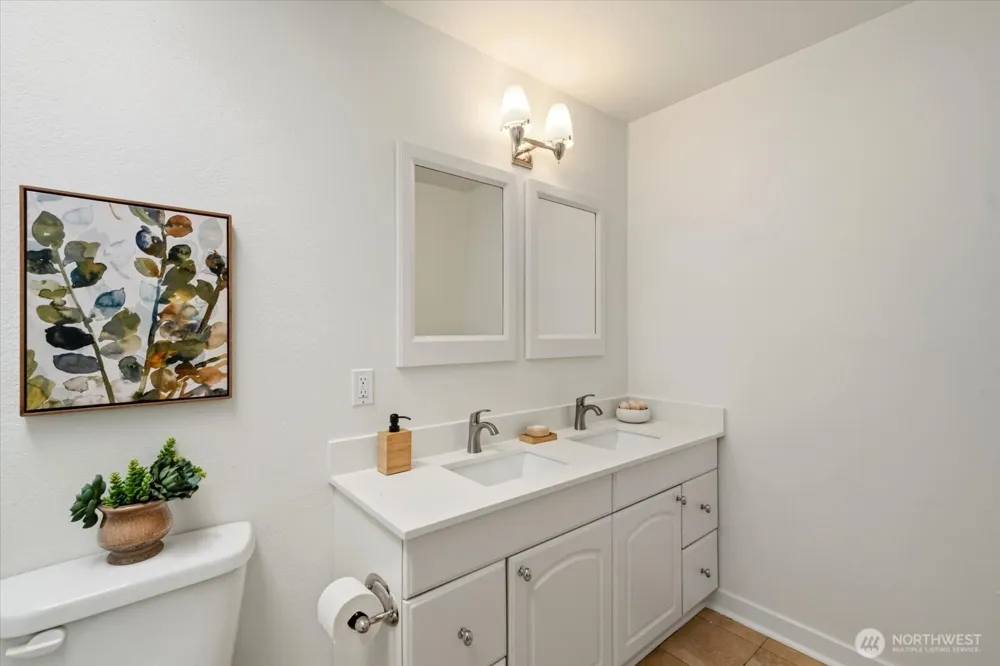 11411 102nd Court NE Kirkland, WA 98033
