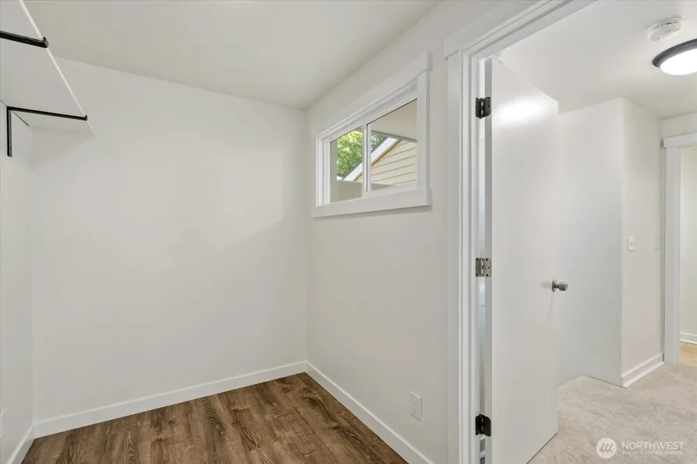 11411 102nd Court NE Kirkland, WA 98033