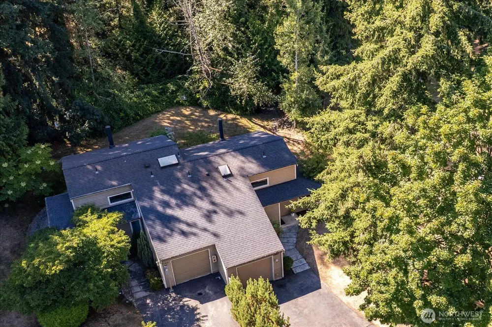 11411 102nd Court NE Kirkland, WA 98033