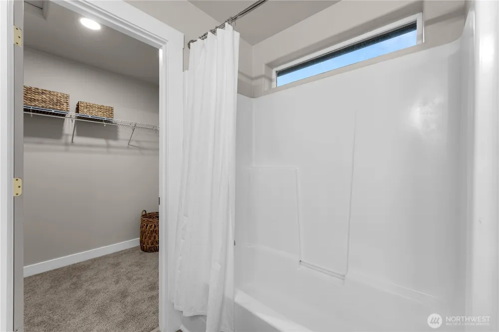 1307 NE 168th Street Ridgefield, WA 98642