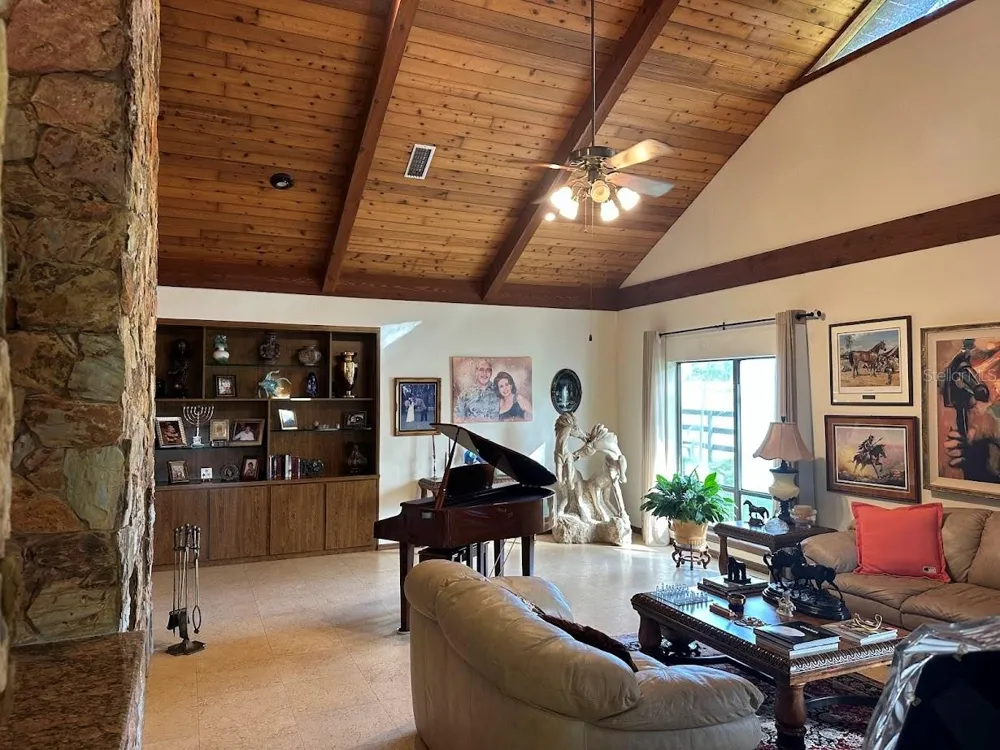 8550 NW 136TH AVENUE ROAD ocala, FL 34482