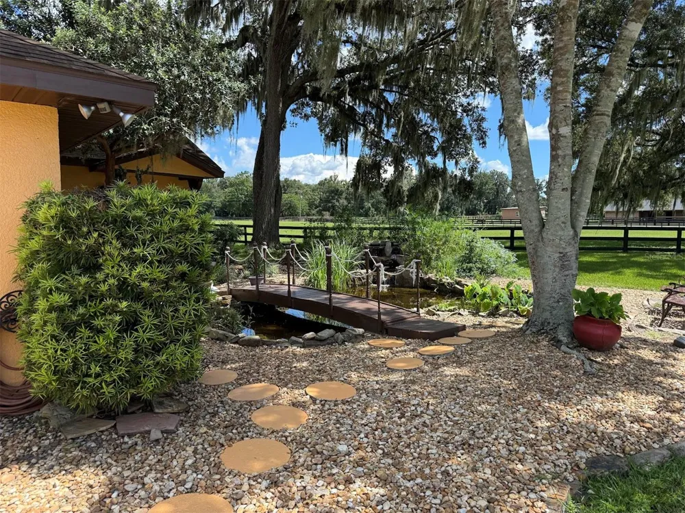 8550 NW 136TH AVENUE ROAD ocala, FL 34482