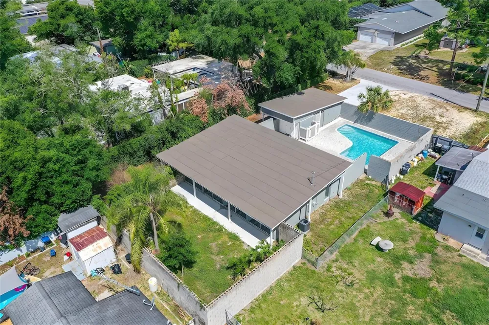1558 DREXEL AVENUE NE Winter Haven, FL 33881