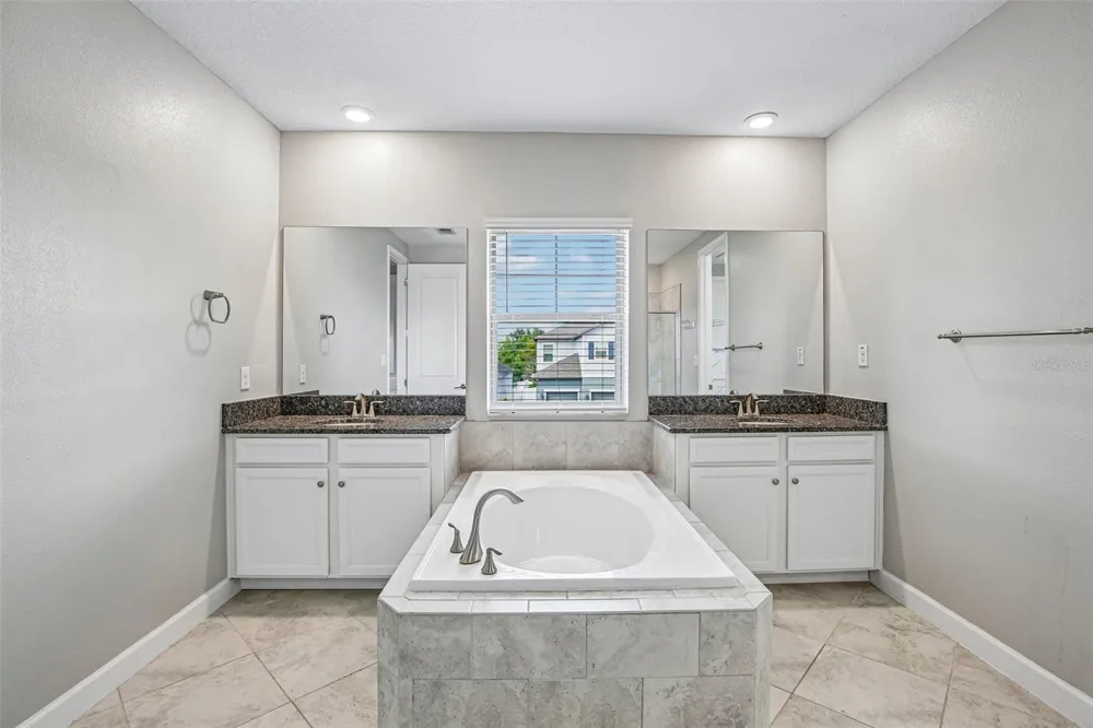 11516 SUNBURST MARBLE ROAD Riverview, FL 33579