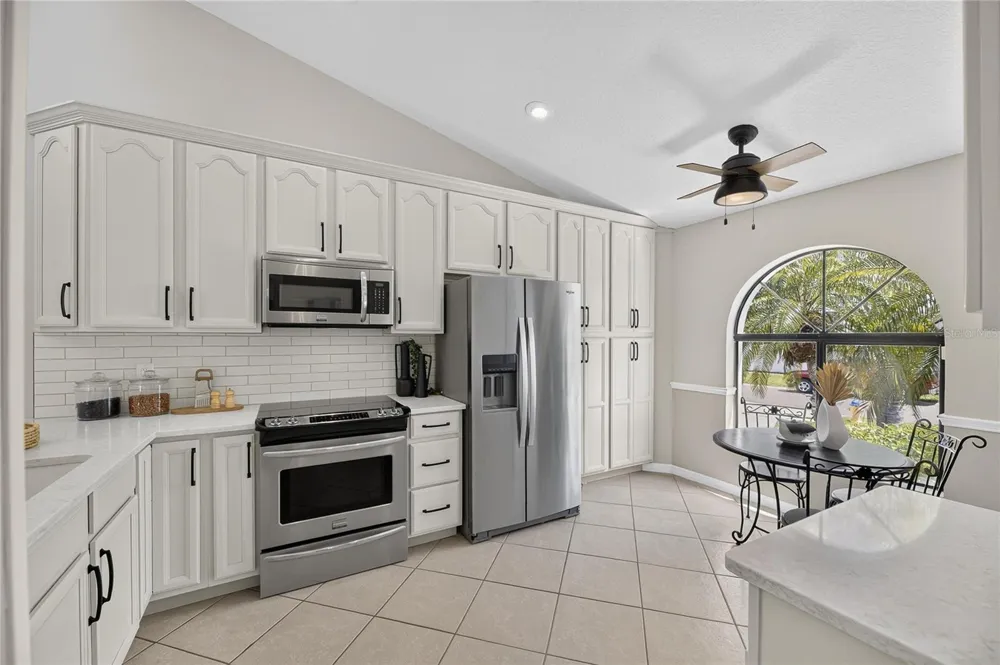 918 SHAGOS DRIVE Apollo Beach, FL 33572