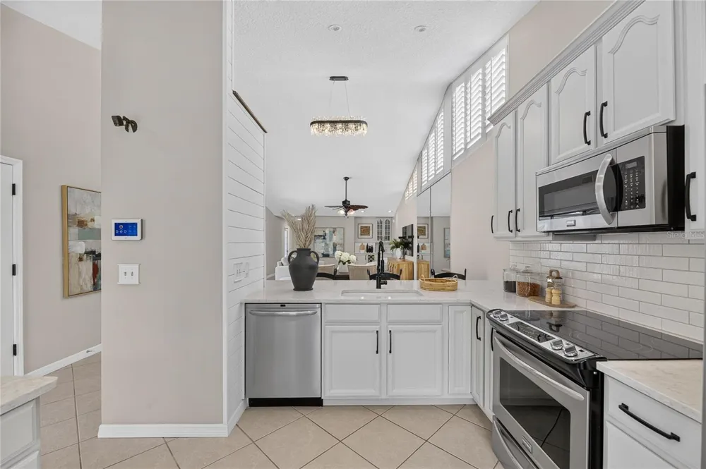 918 SHAGOS DRIVE Apollo Beach, FL 33572