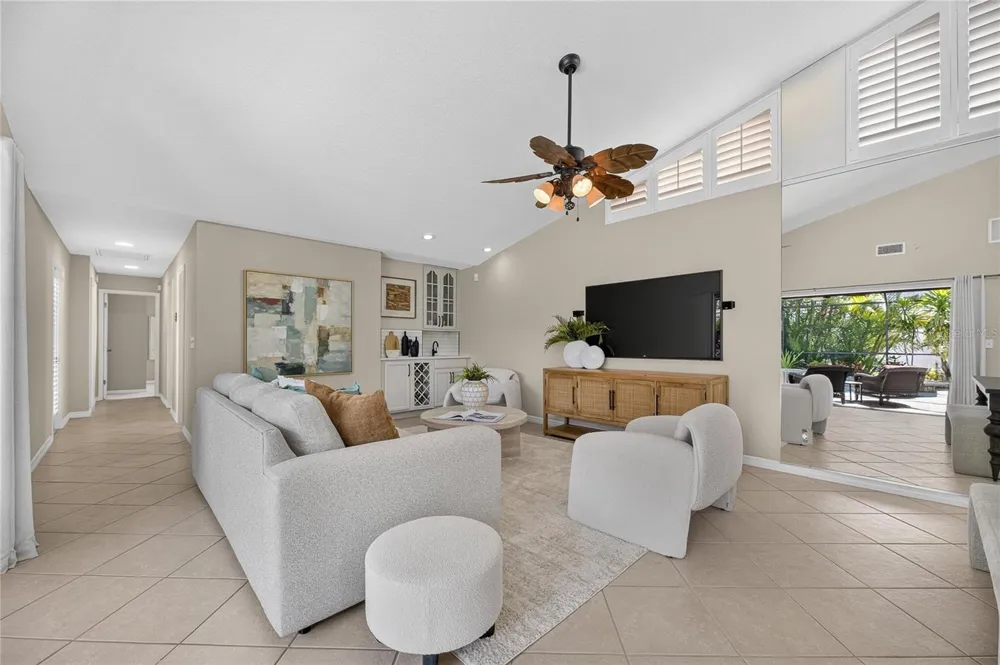 918 SHAGOS DRIVE Apollo Beach, FL 33572