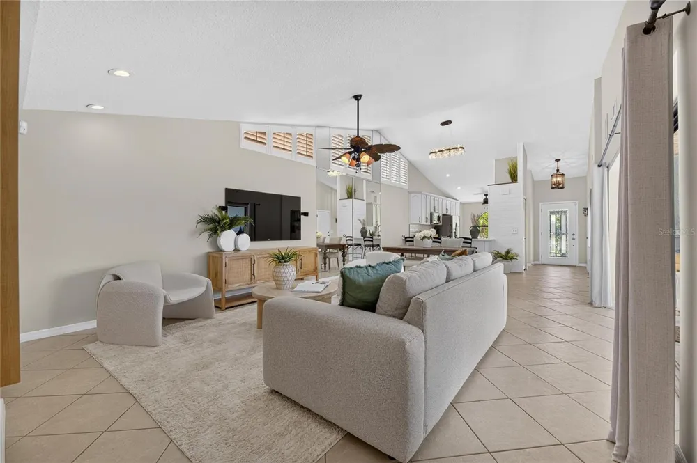 918 SHAGOS DRIVE Apollo Beach, FL 33572