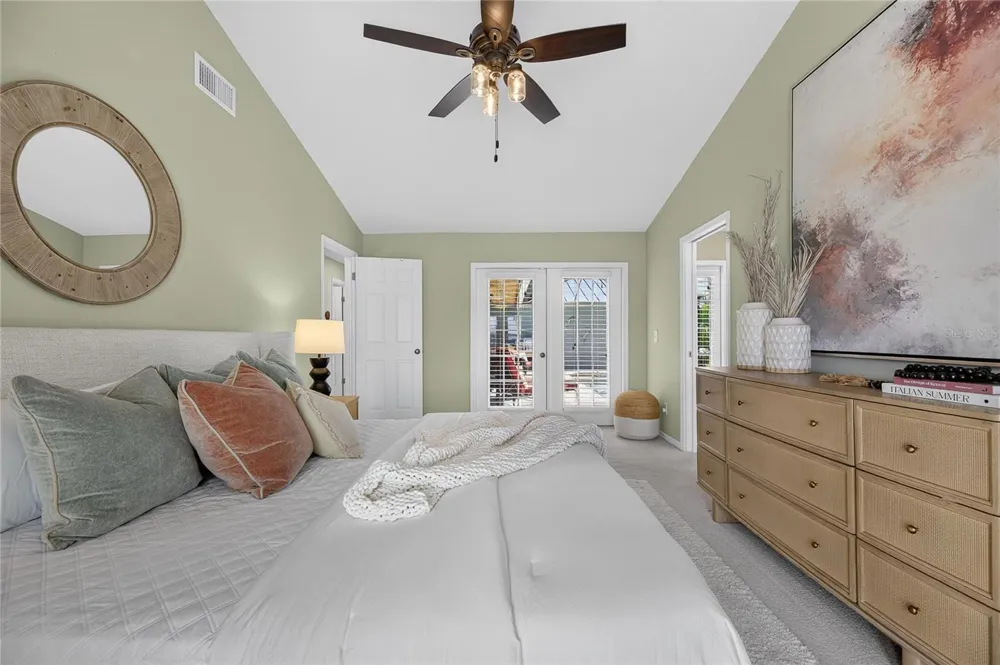 918 SHAGOS DRIVE Apollo Beach, FL 33572