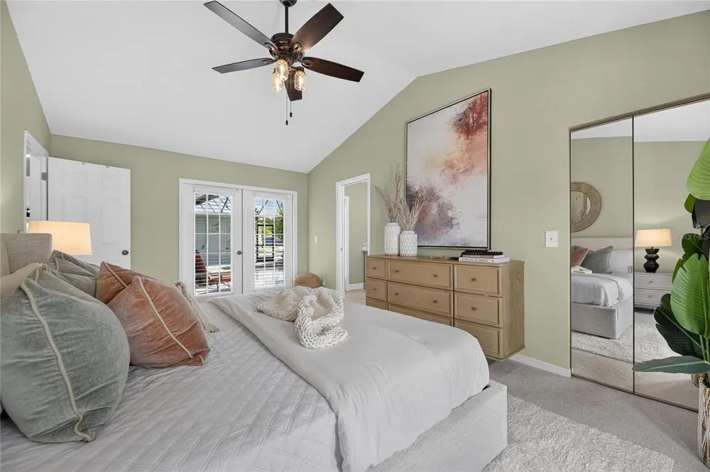 918 SHAGOS DRIVE Apollo Beach, FL 33572