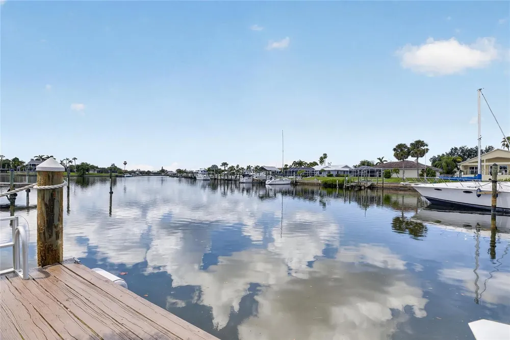 918 SHAGOS DRIVE Apollo Beach, FL 33572