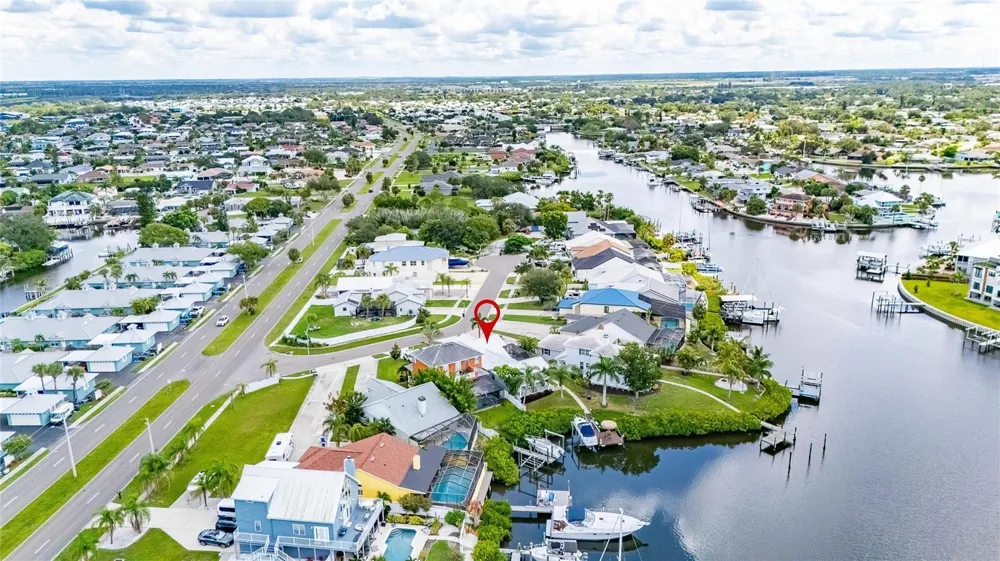918 SHAGOS DRIVE Apollo Beach, FL 33572