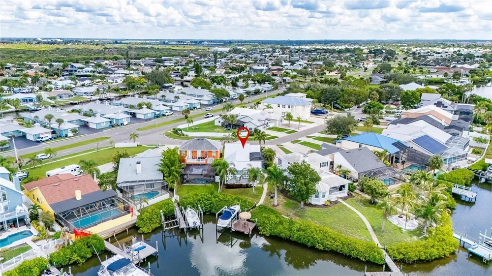 918 SHAGOS DRIVE Apollo Beach, FL 33572