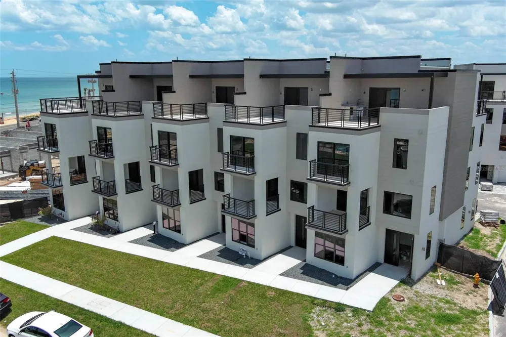 2360 OCEAN SHORE BOULEVARD #402 Ormond Beach, FL 32176