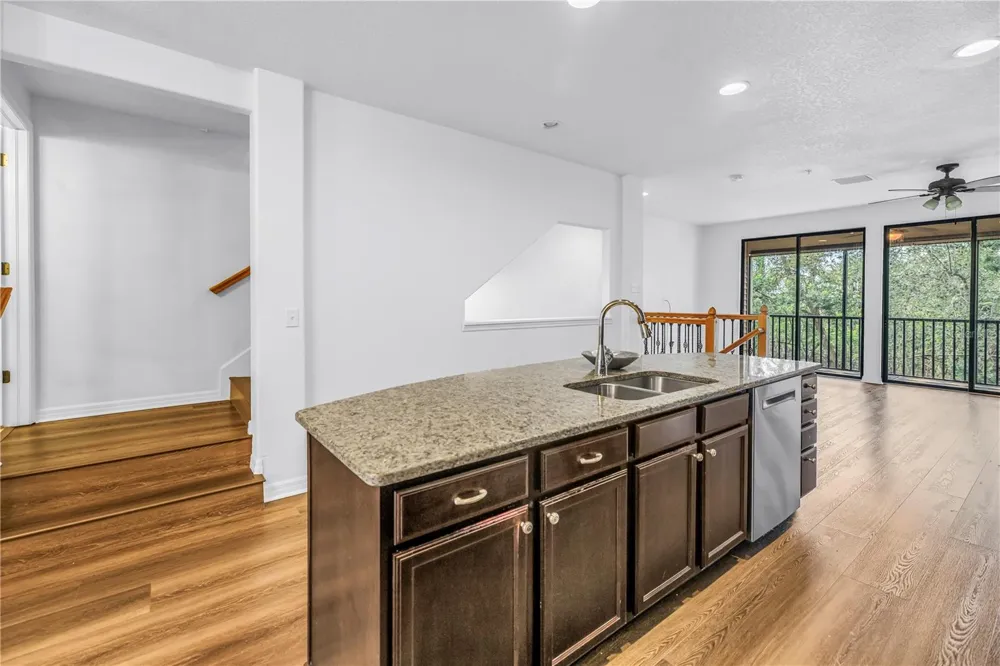 9715 BAY GROVE LANE Tampa, FL 33615