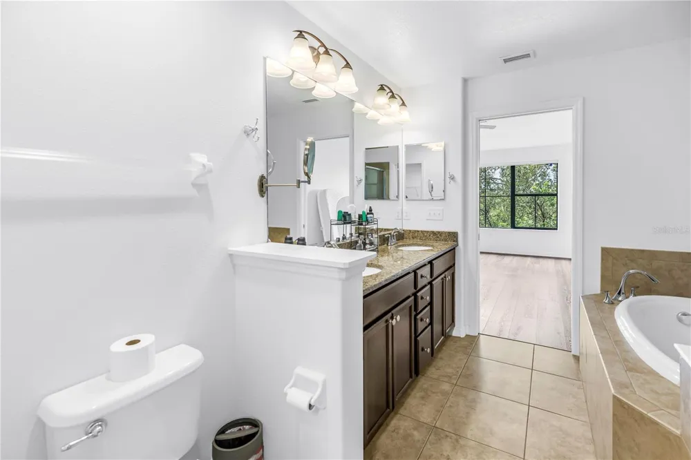 9715 BAY GROVE LANE Tampa, FL 33615