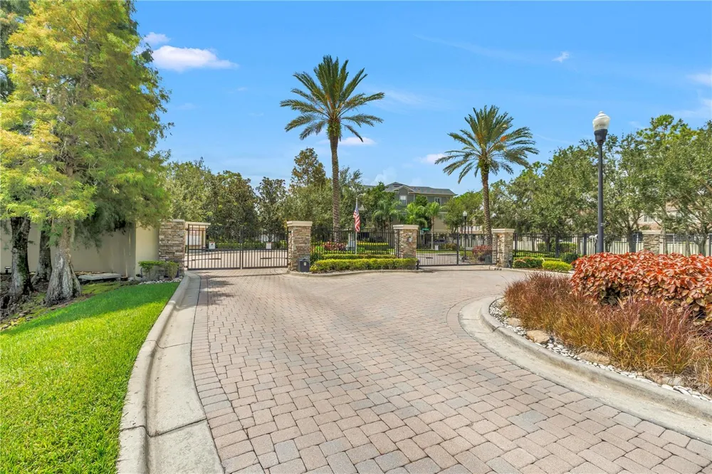 9715 BAY GROVE LANE Tampa, FL 33615