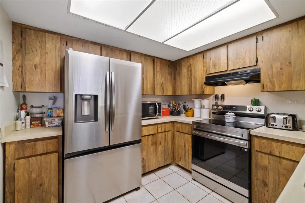 803 FAIRWOOD LANE Clearwater, FL 33759