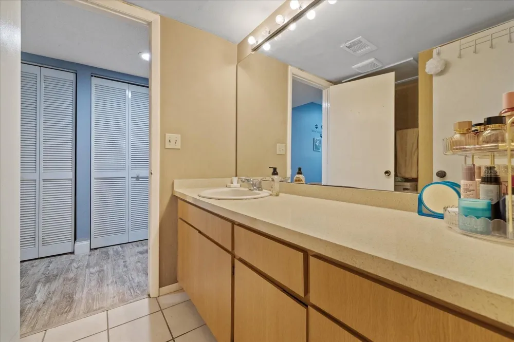 803 FAIRWOOD LANE Clearwater, FL 33759