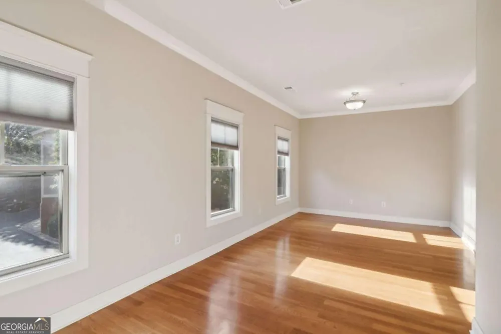 655 Mead ST SE Atlanta, GA 30312