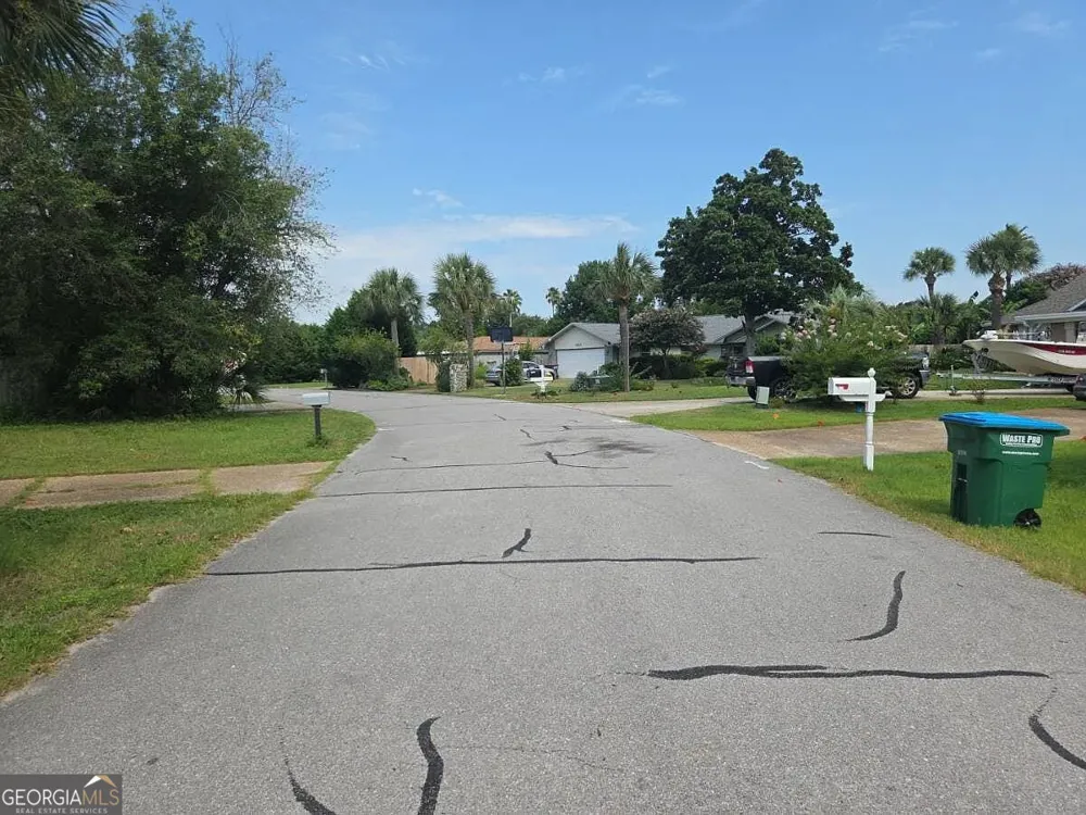 806 White Oak CT Panama City Beach, FL 32408