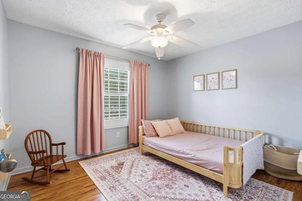 16 Hames PT Adairsville, GA 30103