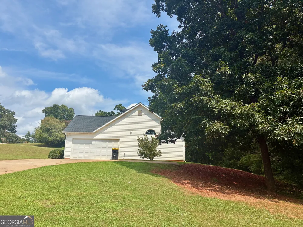 180 Hidden Brook TRL Newnan, GA 30265
