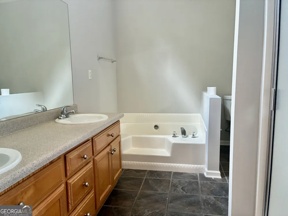 180 Hidden Brook TRL Newnan, GA 30265