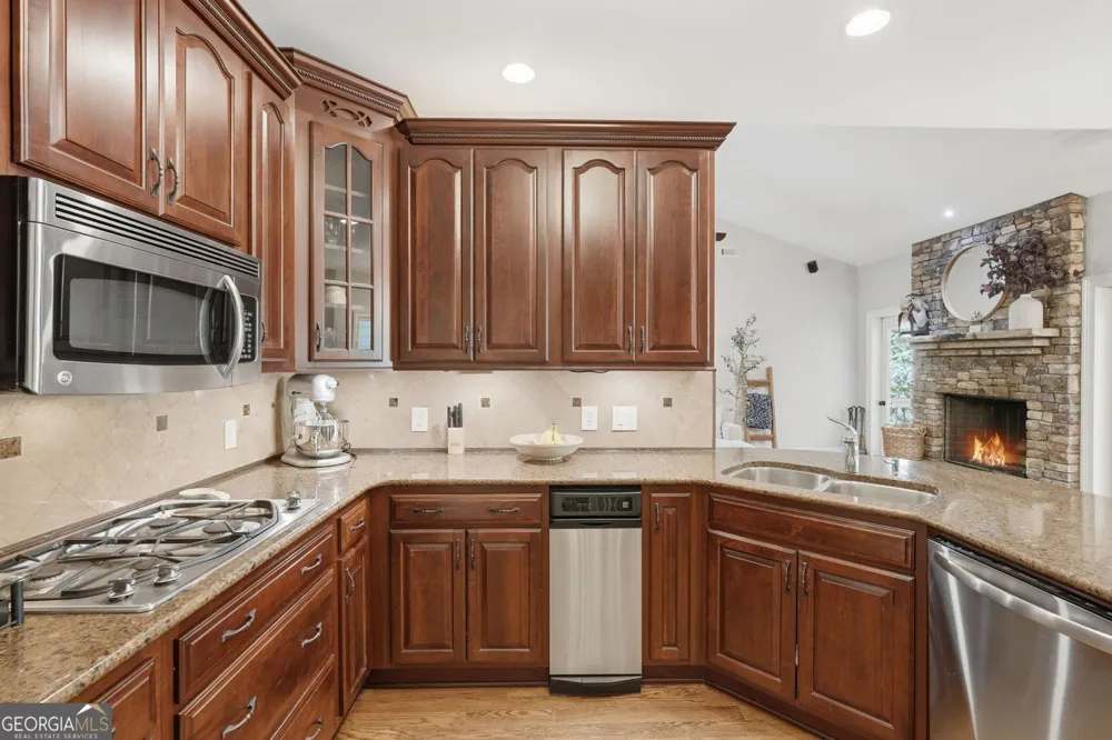 269 Nix Bridge RD Dawsonville, GA 30534