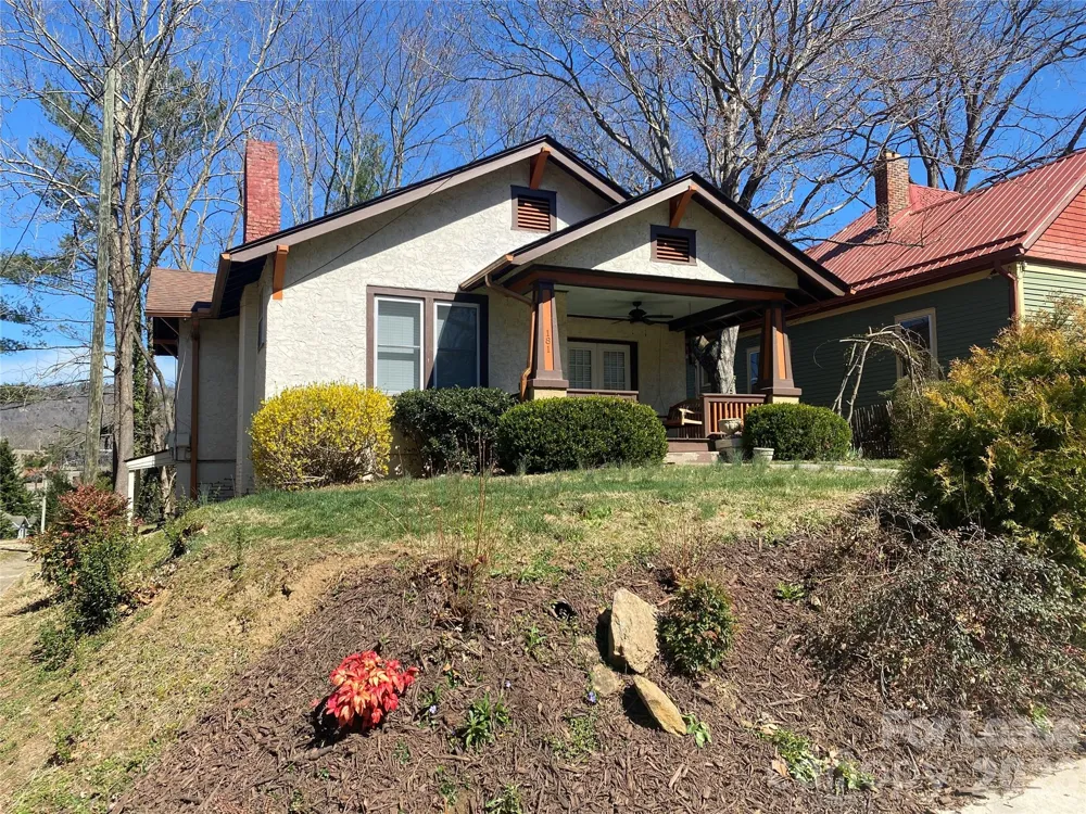 181 Flint Street Asheville, NC 28801