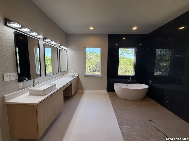 189 Mustang Lane Spring Branch, TX 78070